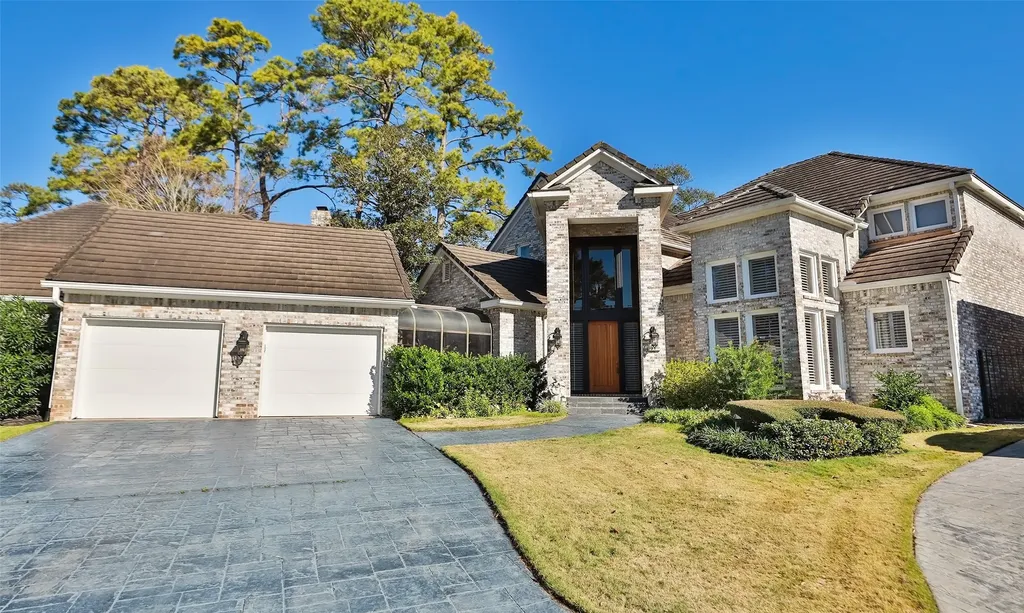 2726 N Southern Oaks Drive Houston TX 77068