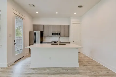 3512 Oak Forest Grove Drive Houston TX 77018