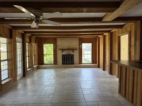 427 22nd Avenue N Texas City TX 77590