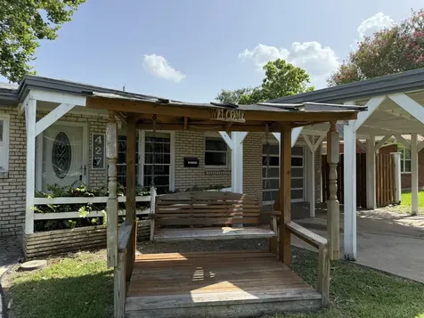 427 22nd Avenue N Texas City TX 77590