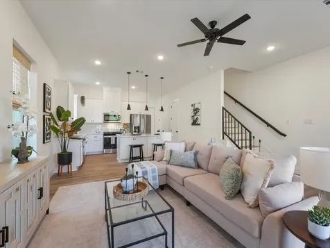 1913 Dewalt Street Houston TX 77088