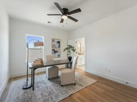 1913 Dewalt Street Houston TX 77088