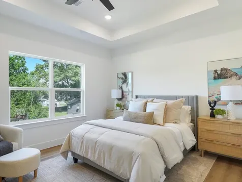 1913 Dewalt Street Houston TX 77088