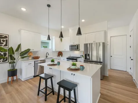 1913 Dewalt Street Houston TX 77088