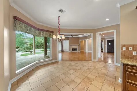 21 Wedgewood Drive W Montgomery TX 77356
