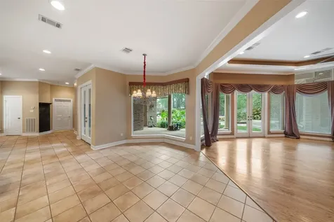 21 Wedgewood Drive W Montgomery TX 77356