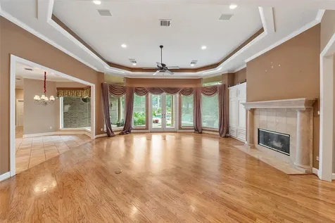 21 Wedgewood Drive W Montgomery TX 77356