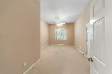 21 Wedgewood Drive W Montgomery TX 77356