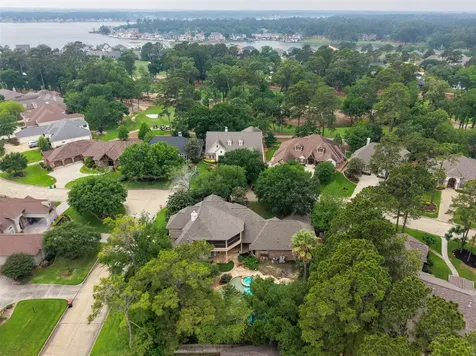 21 Wedgewood Drive W Montgomery TX 77356