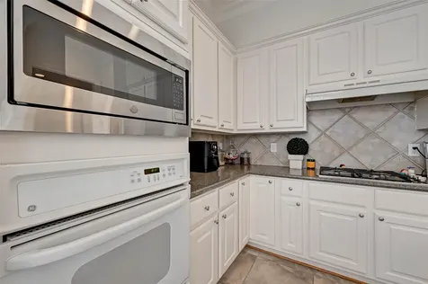 5917 Dolores Street D Houston TX 77057