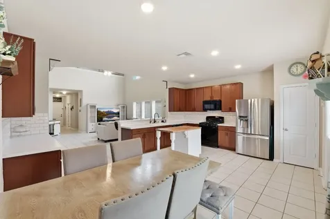 1511 Shannon Street Alvin TX 77511