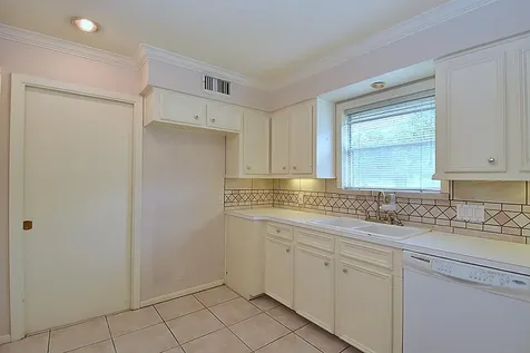 5103 Briarbend Drive Houston TX 77035