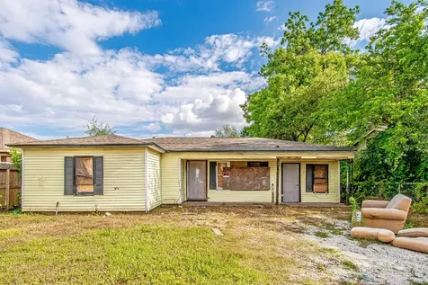 8022 Talton Street Houston TX 77028