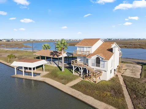 265 County Road 209 Sargent TX 77414