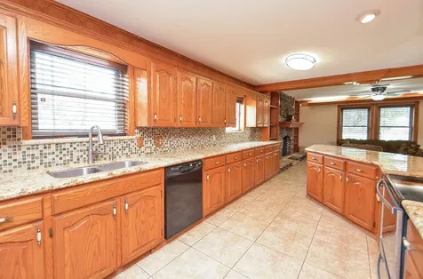 419 Western Acres Drive El Campo TX 77437