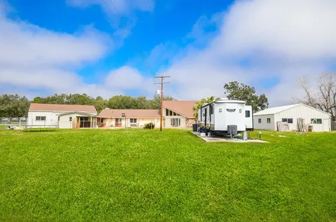 419 Western Acres Drive El Campo TX 77437