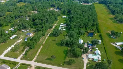 905 County Road 379 Cleveland TX 77328