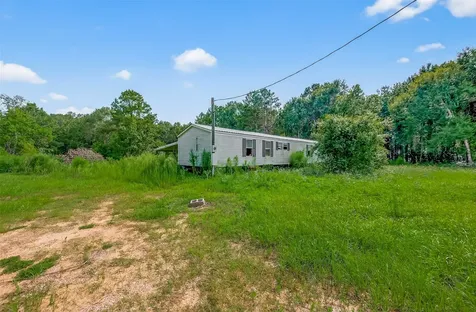 905 County Road 379 Cleveland TX 77328