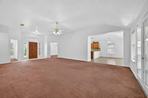 914 W Peach Hollow Circle Pearland TX 77584