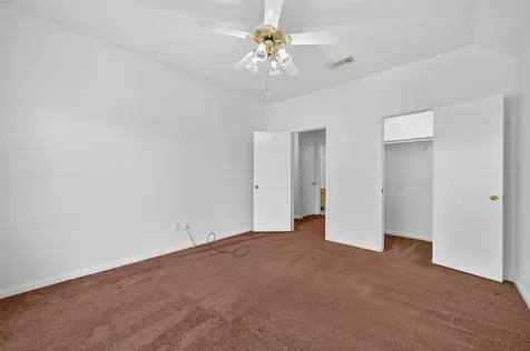 914 W Peach Hollow Circle Pearland TX 77584