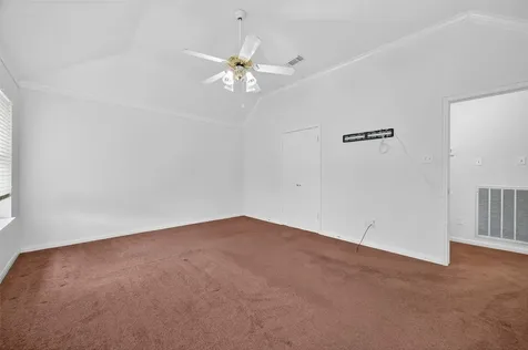 914 W Peach Hollow Circle Pearland TX 77584