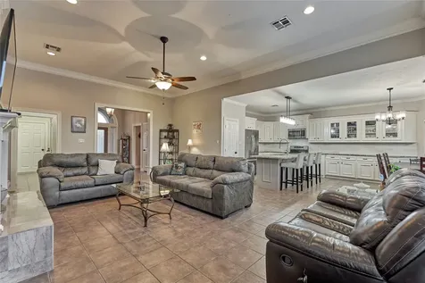 15 Newberry Court Montgomery TX 77356