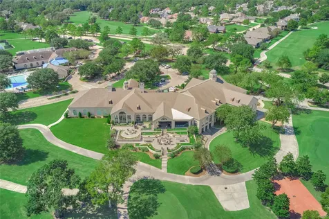 15 Newberry Court Montgomery TX 77356