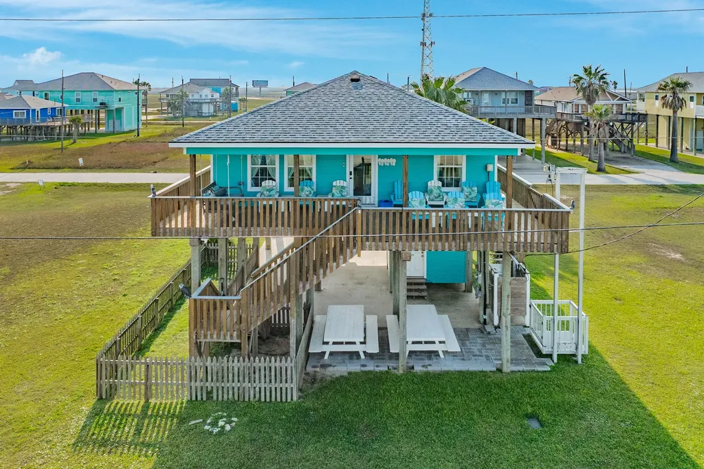 13214 Jolly Roger Drive Freeport TX 77541