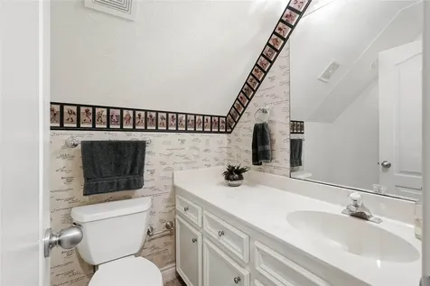 26 Englewood Court Montgomery TX 77356