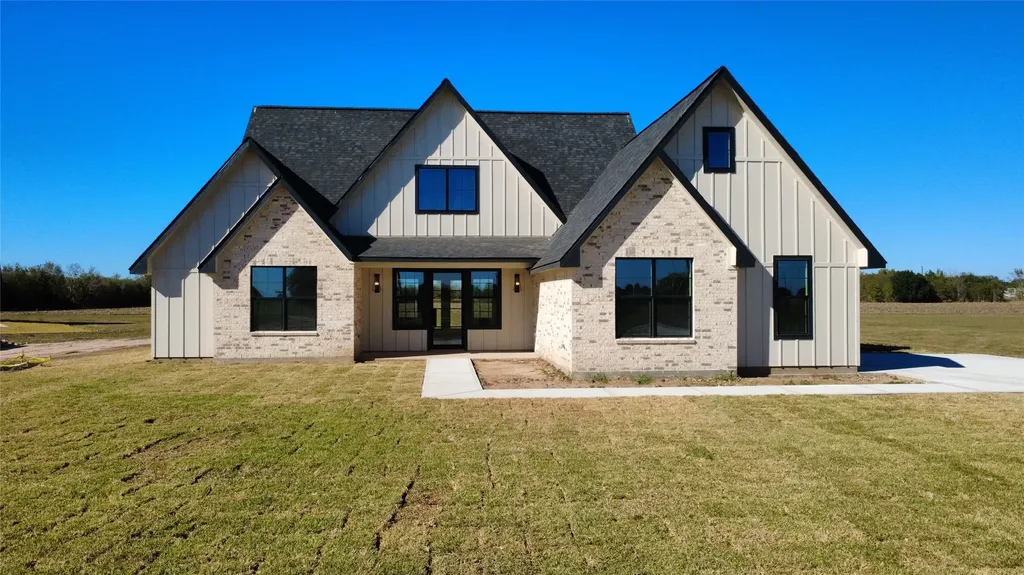 5024 Sophie Slansky Way Sealy TX 77474