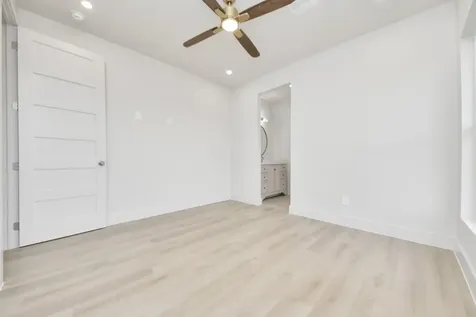 5024 Sophie Slansky Way Sealy TX 77474