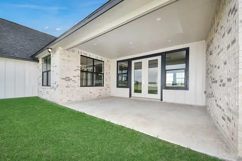5024 Sophie Slansky Way Sealy TX 77474