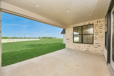 5024 Sophie Slansky Way Sealy TX 77474
