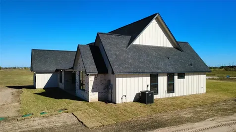 5024 Sophie Slansky Way Sealy TX 77474