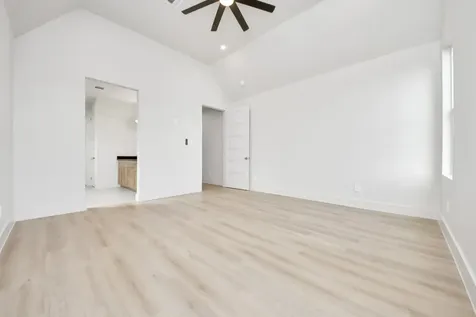 5024 Sophie Slansky Way Sealy TX 77474