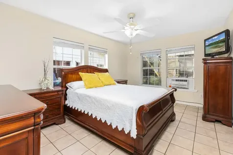 5022 Stimson Street Houston TX 77023