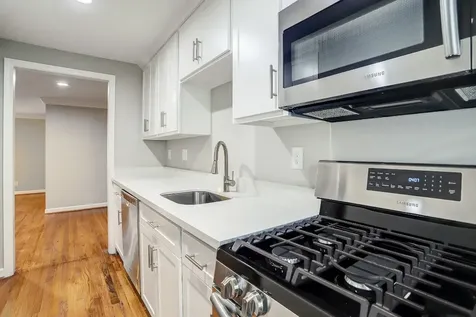 2647 Greenbriar Street 4 Houston TX 77098