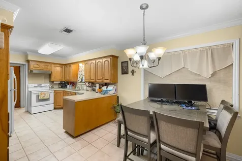 1326 Kathy Avenue Sealy TX 77474
