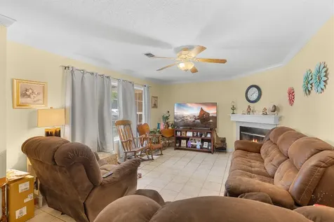 1326 Kathy Avenue Sealy TX 77474