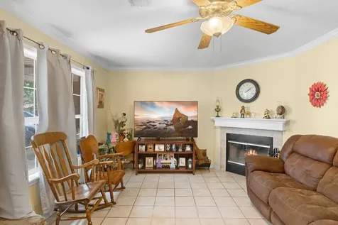 1326 Kathy Avenue Sealy TX 77474