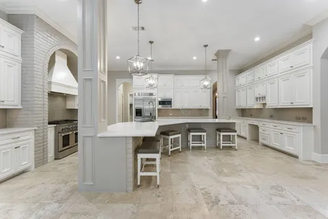 2 Hunnewell Way The Woodlands TX 77382