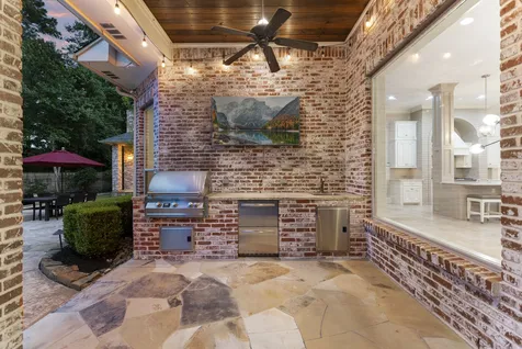 2 Hunnewell Way The Woodlands TX 77382