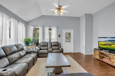 18611 Bristol Point Lane Tomball TX 77377