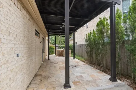 5306 Norborne Lane Houston TX 77069