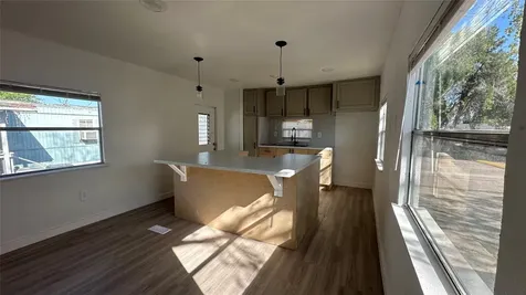 510 N Shirley Street 6 Alvin TX 77511