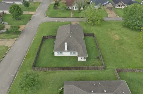 441 Countryside Drive West Columbia TX 77486