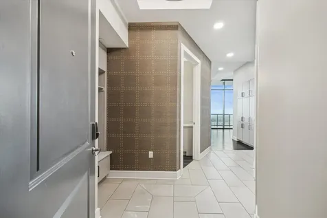9757 Katy Freeway 2501 Houston TX 77024