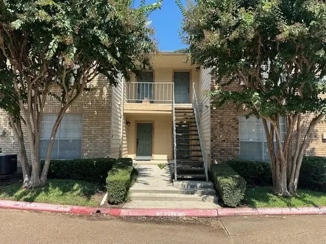 12550 Whittington Drive 903 Houston TX 77077