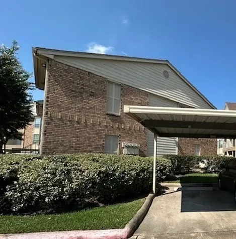 12550 Whittington Drive 903 Houston TX 77077