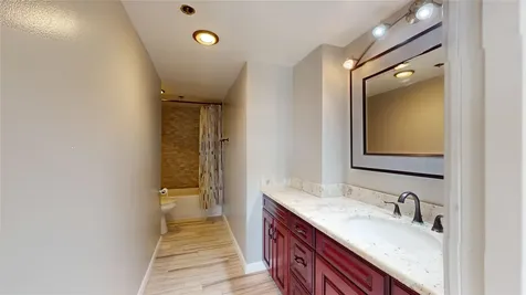 3525 Sage Road 1404 Houston TX 77056